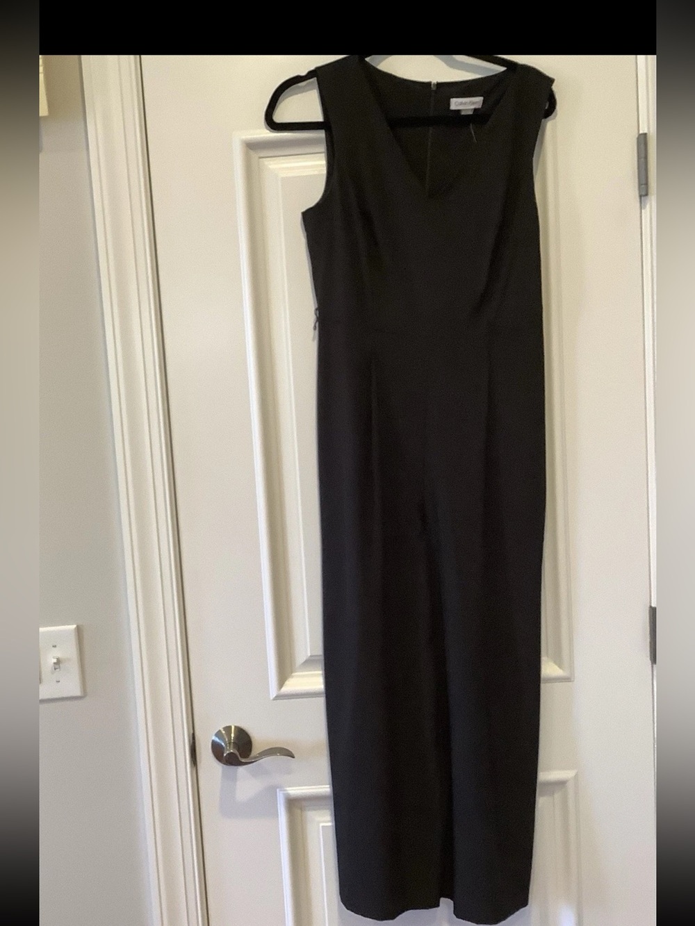 Calvin Klein Black Sleeveless Jumpsuit V-Neck One Size Size 4 Modern NEW $139